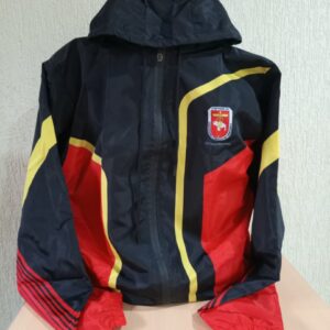 Chaqueta Negra con Franjas